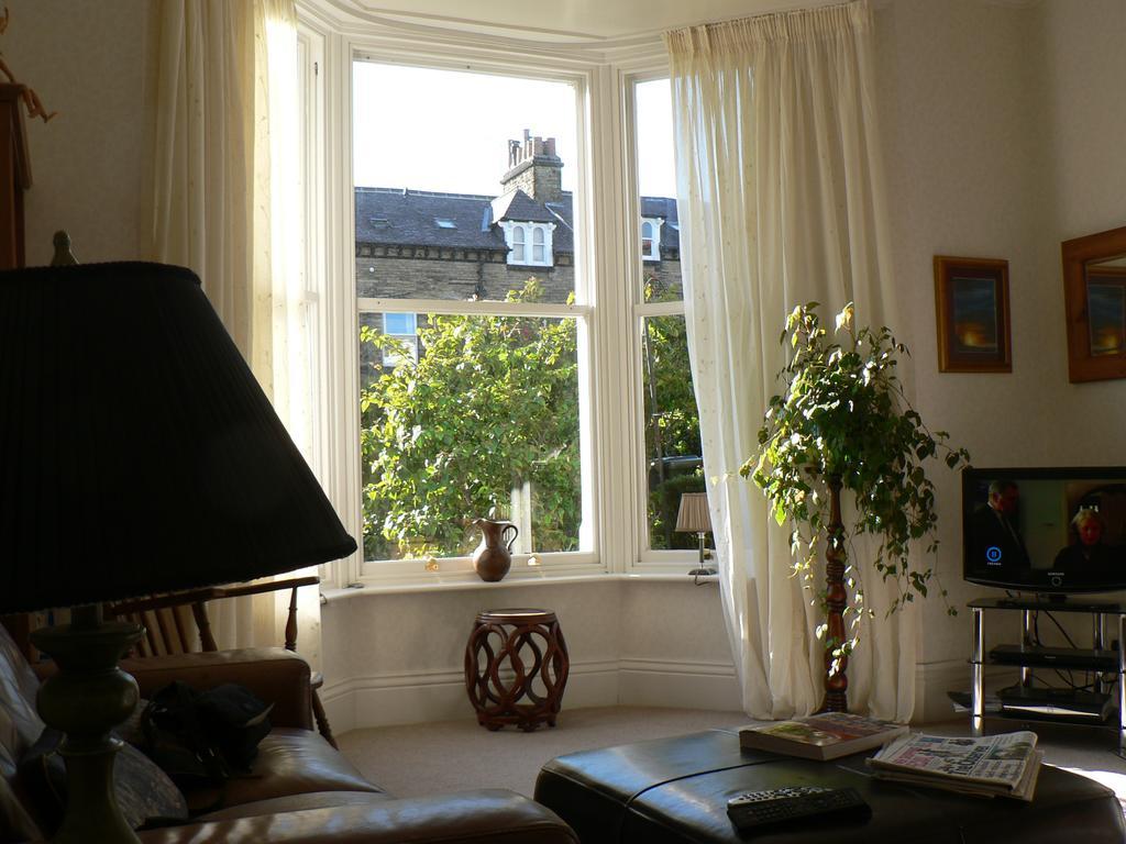 Bed and Breakfast 16 Franklin Bijou Boutique Harrogate Zewnętrze zdjęcie